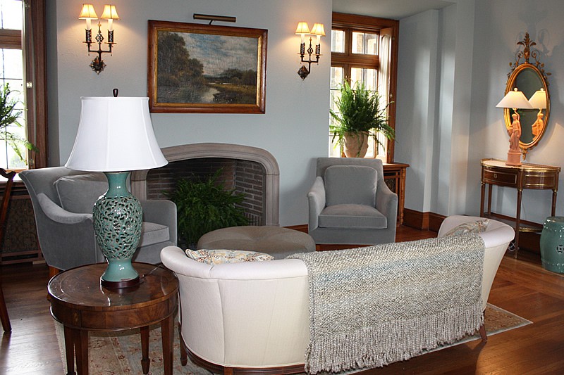 SITTING ROOM
